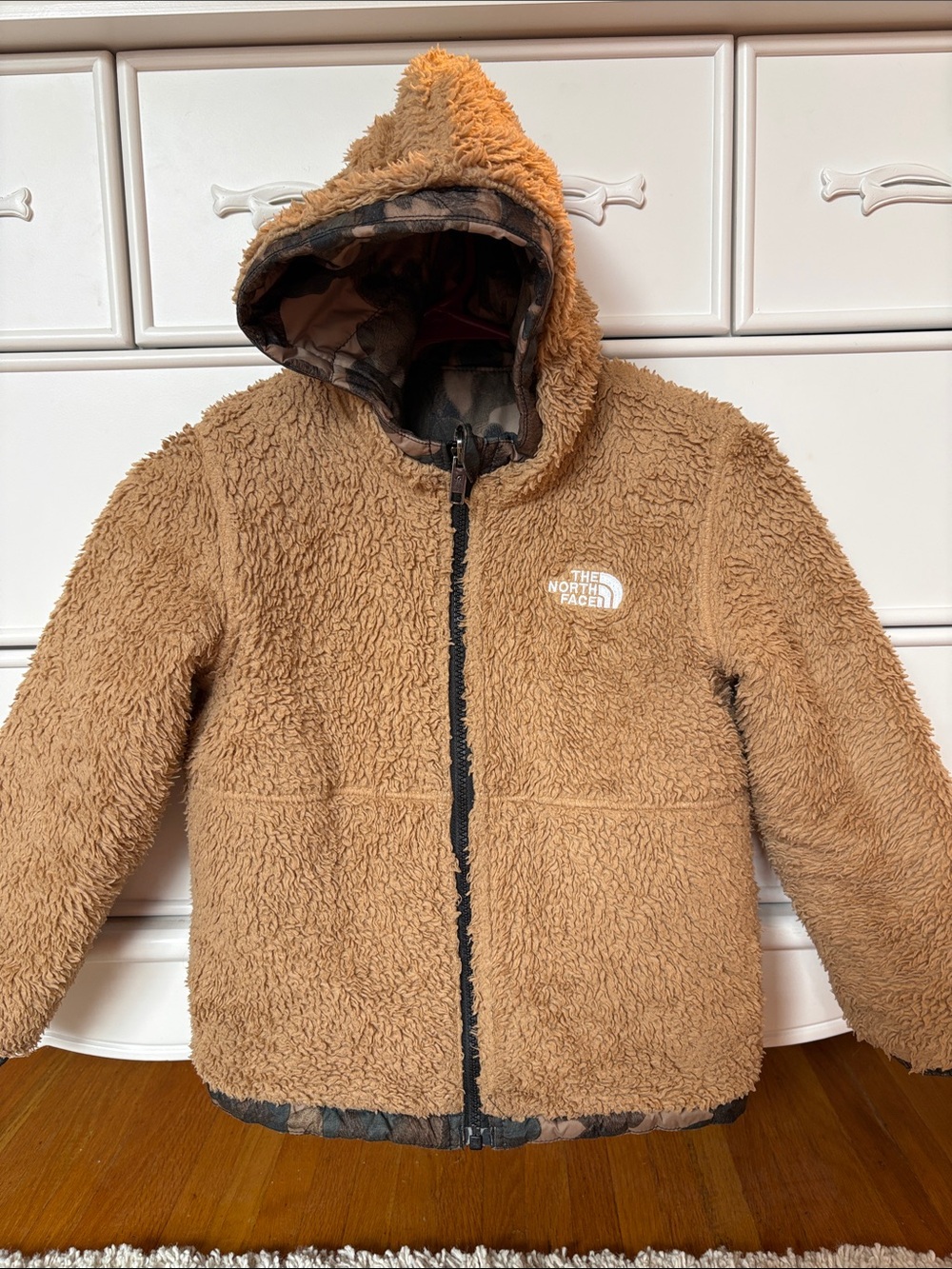 The North Face Youth Reversible Camouflage Jacket & Camo Pom Hat Set - Picture 7 of 10